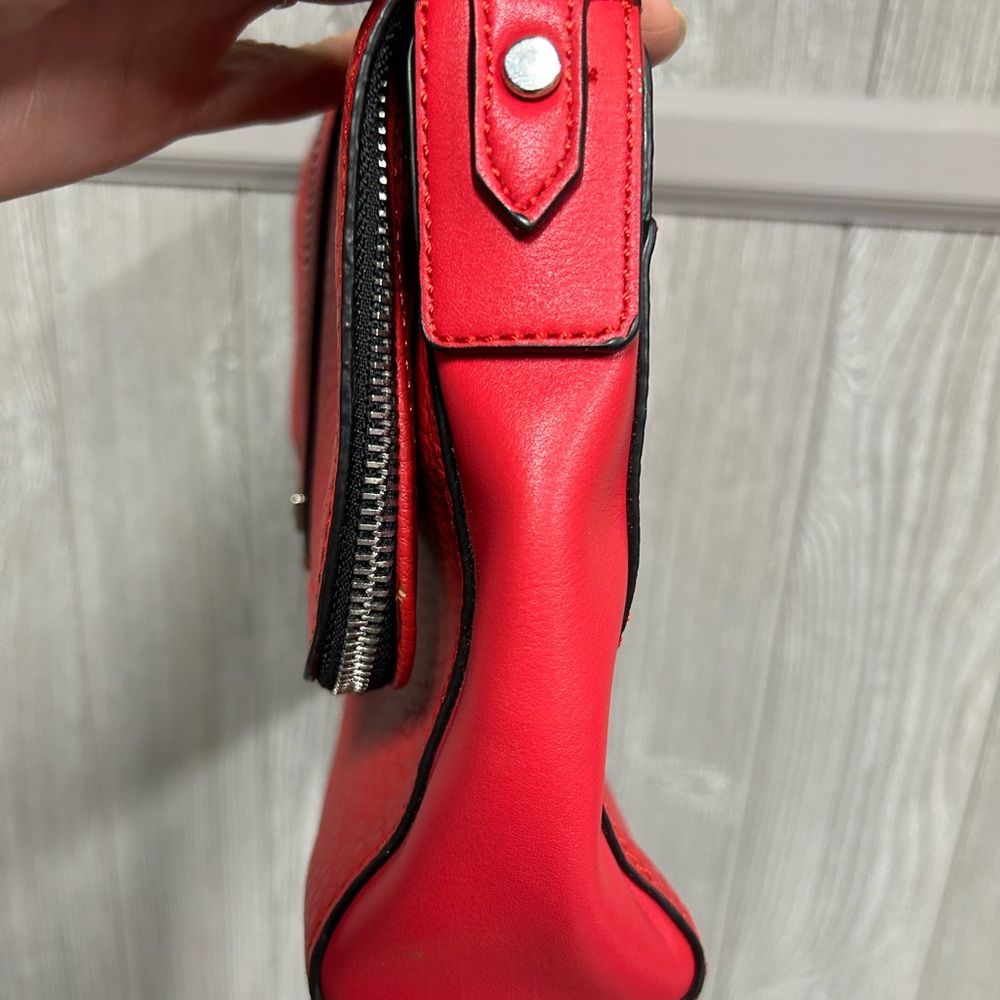 Nine West Red Crossbody Bag Good Usable Condition - Picture 10 of 17